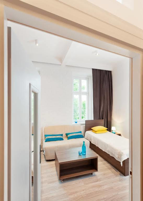 Moho S Hostel Вроцлав Екстериор снимка